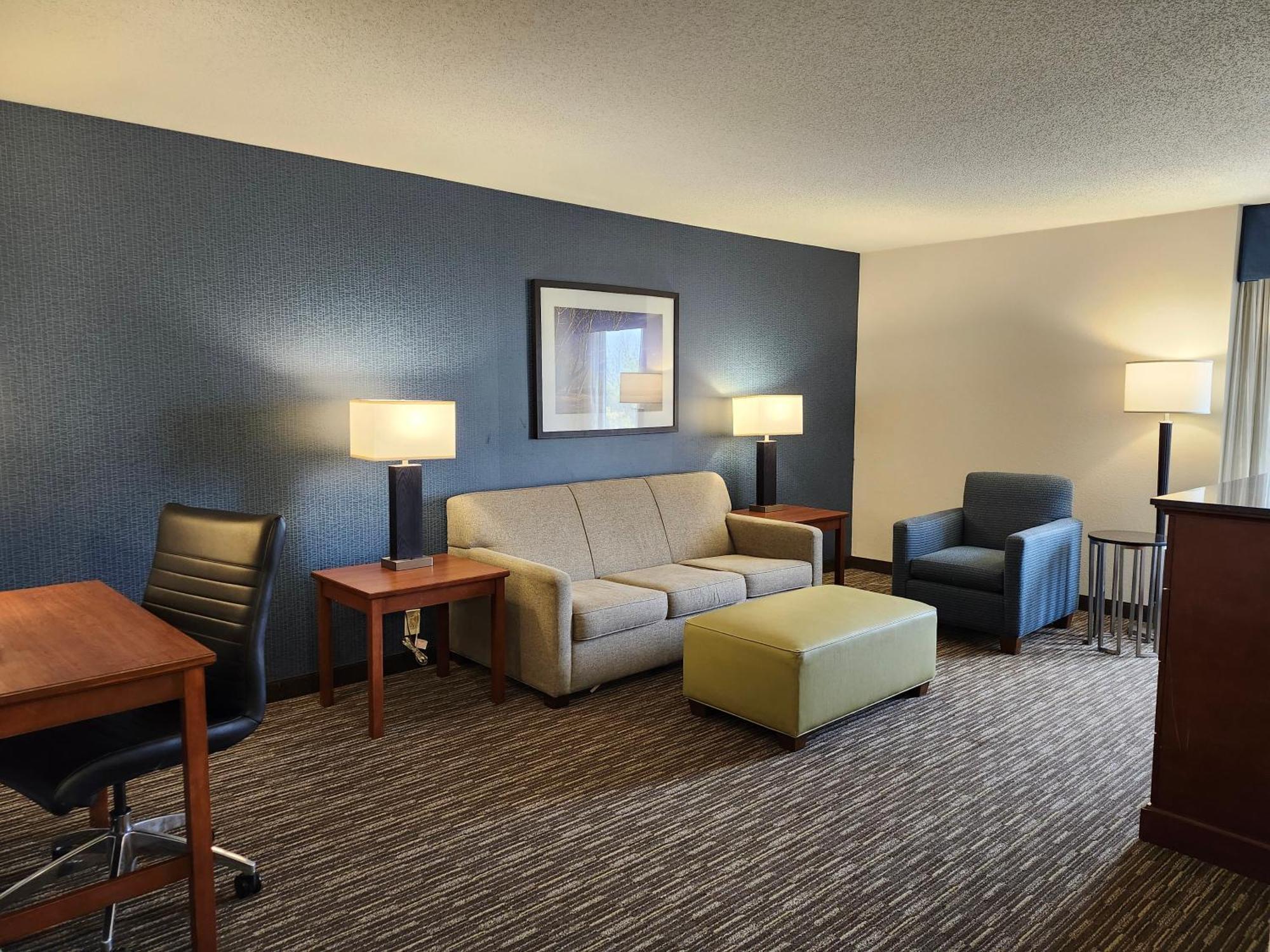Heritage Inn & Suites St Louis Fenton, Trademark By Wyndham Exterior photo